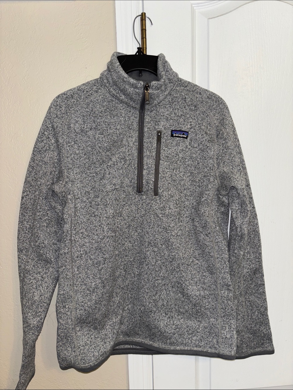 Patagonia Men's Gray Heather Half-Zip Fleece Pullover